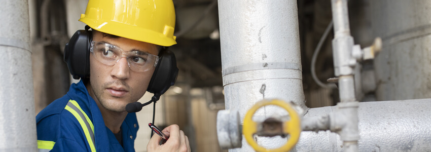 Wireless communications solutions for the oil and gas industries Point ...